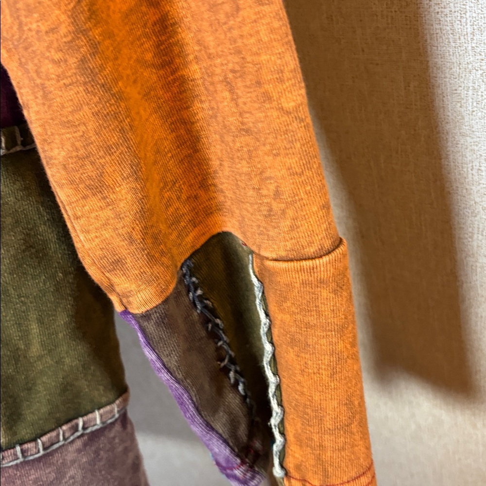 Art studio, multicolored front patchwork, T-shirt… - image 5